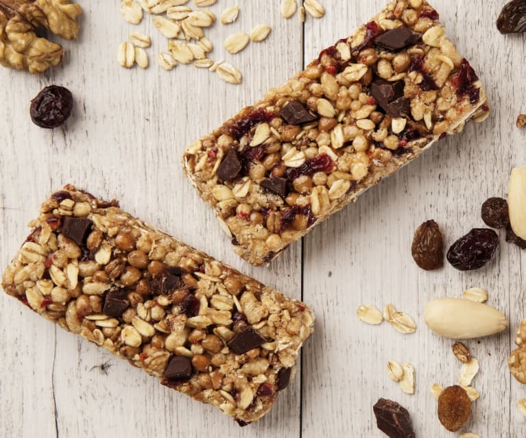 BARRETTE ENERGETICHE FATTE IN CASA PER SPORTIVI DI ENDURANCE: LA RICETTA PERFETTA PER ENERGIA NATURALE