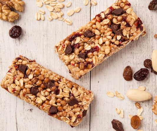 BARRETTE ENERGETICHE FATTE IN CASA PER SPORTIVI DI ENDURANCE: LA RICETTA PERFETTA PER ENERGIA NATURALE
